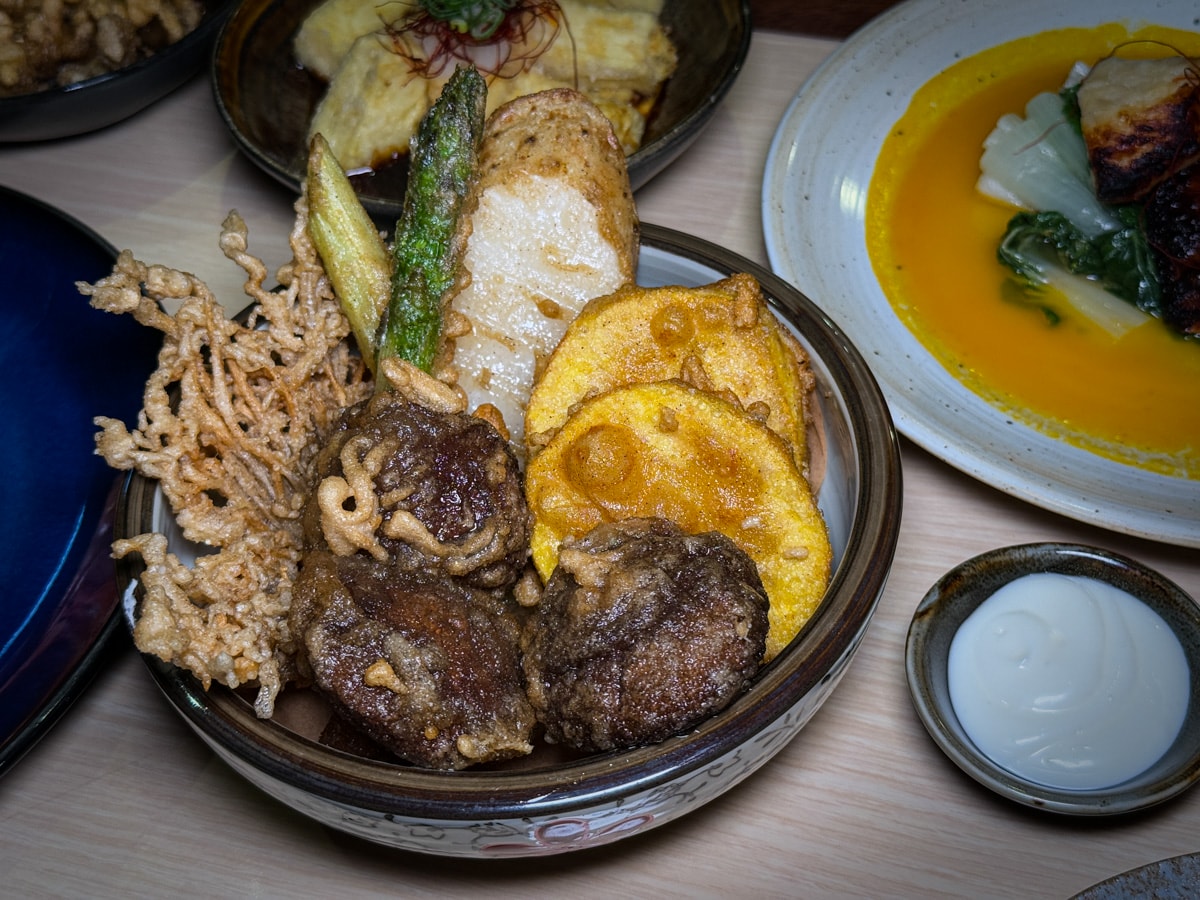 【一咻逆isshoni】台北大安區美食推薦,主打日式煎餃的人氣居酒屋,一系列餐點不踩雷,信義安和聚會餐廳 - 第31張圖 【一咻逆isshoni】台北大安區美食推薦,主打日式煎餃的人氣居酒屋,一系列餐點不踩雷,信義安和聚會餐廳