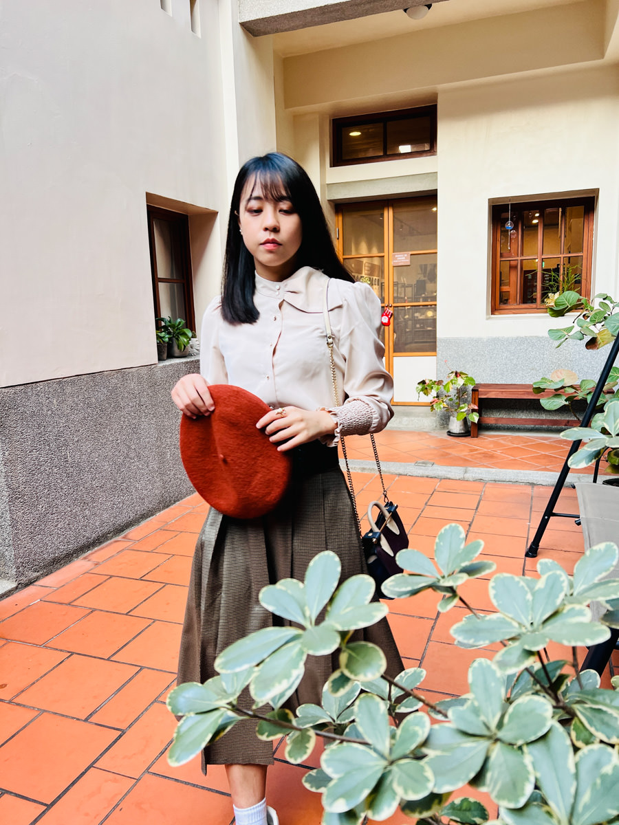 【Miss Patina】復古英倫風女裝品牌推薦，網路人氣旅遊外拍穿搭首選！反映世界潮流的質感女性服飾
