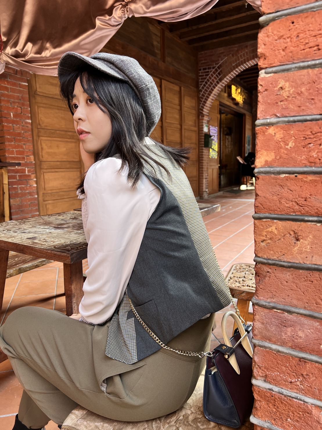 【Miss Patina】復古英倫風女裝品牌推薦，網路人氣旅遊外拍穿搭首選！反映世界潮流的質感女性服飾