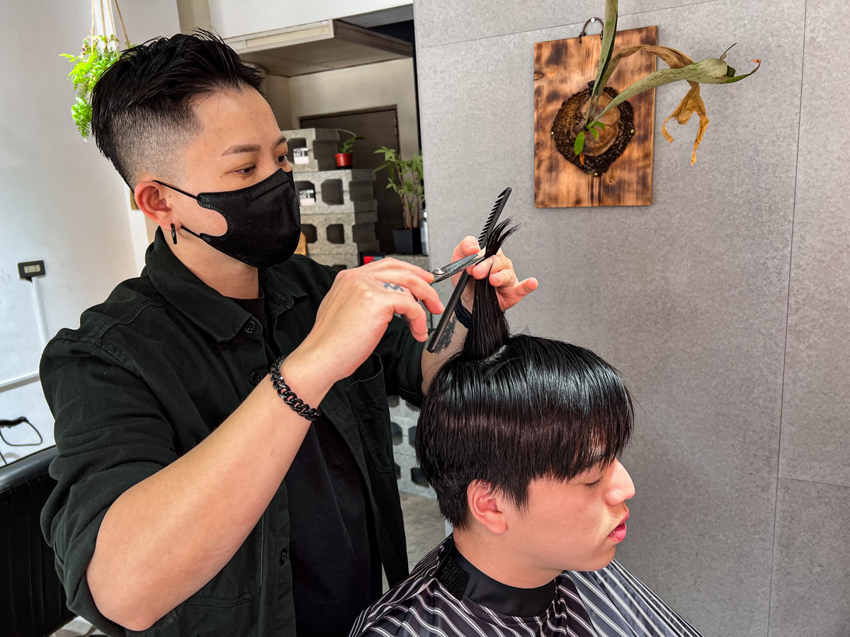 【質 Man Salon】大台中男性剪髮推薦，剪出質感不失品質，南屯髮廊首選！物超所值型男美女改造！