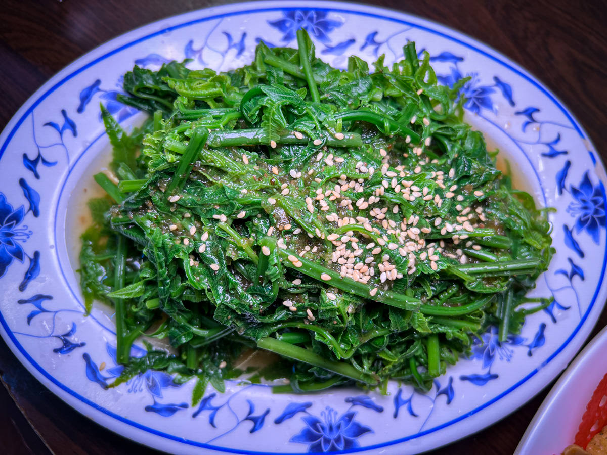 【百匯窯烤雞餐廳】宜蘭必吃超人氣餐廳！蟬聯十大好食獎二連霸，龍眼木窯烤雞的極致美味！