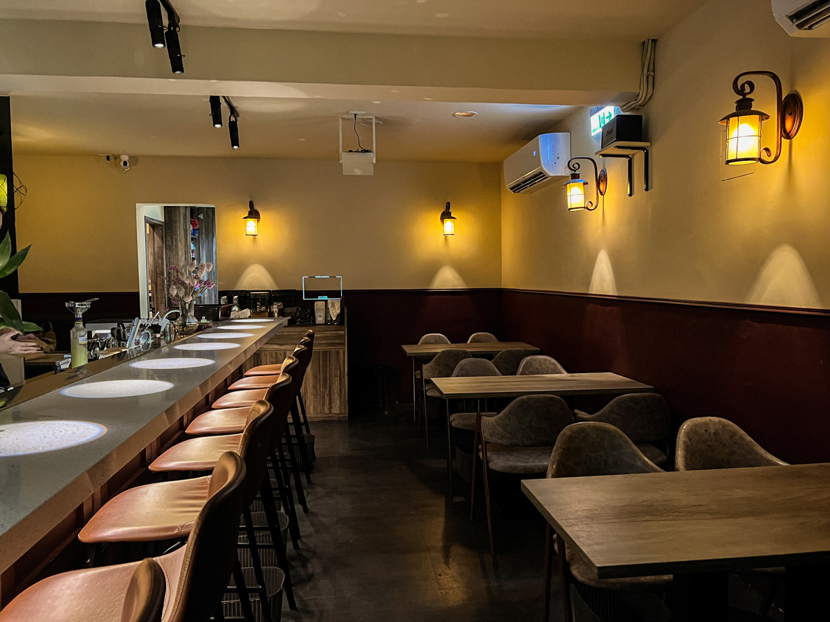 【村餐酒館 Village Bistro】新莊網美餐酒館推薦，莊園風格創意料理，捷運幸福站必喝的新莊特色調酒