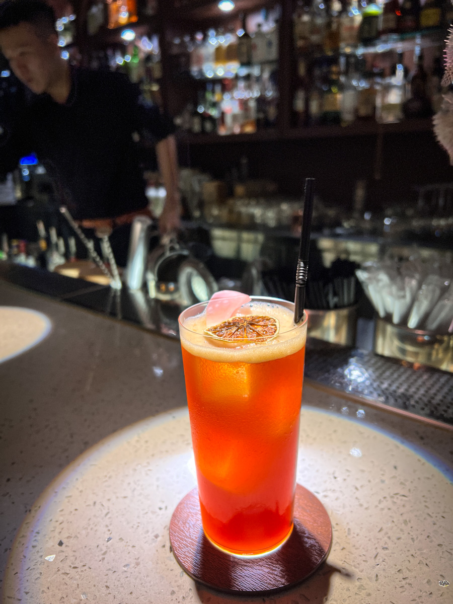 【村餐酒館 Village Bistro】新莊網美餐酒館推薦，莊園風格創意料理，捷運幸福站必喝的新莊特色調酒