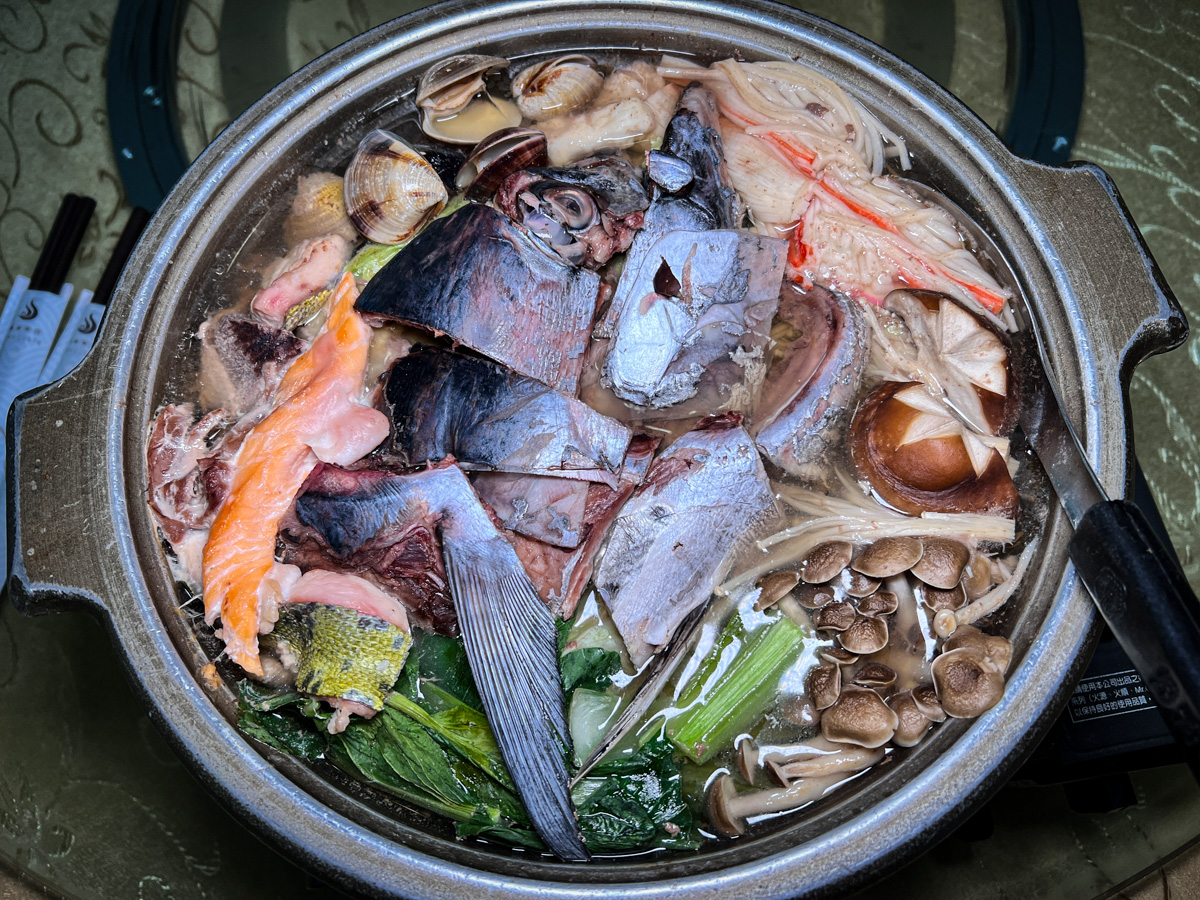 【龍哥斯特】花蓮海鮮餐廳美食推薦,海洋主廚愛爾文的精湛手藝,嚴選活海鮮的在地食材,花蓮人氣聚會餐廳首選! - 第23張圖 【龍哥斯特】花蓮海鮮餐廳美食推薦,海洋主廚愛爾文的精湛手藝,嚴選活海鮮的在地食材,花蓮人氣聚會餐廳首選!
