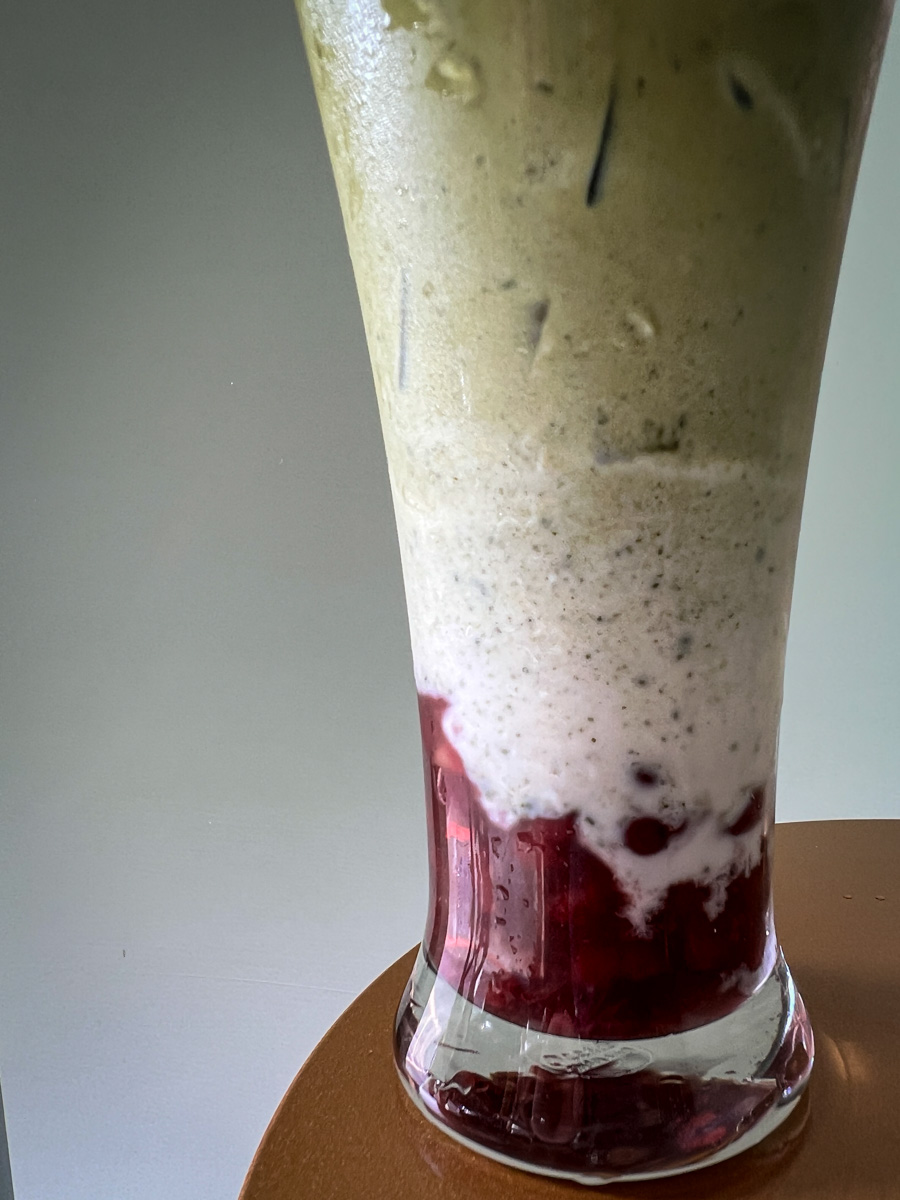【沫茗手作茶專売】台北東區人氣飲料店推薦，全台獨家銀河系抹茶飲，飲料界最強黑馬，真材實料一喝上癮！