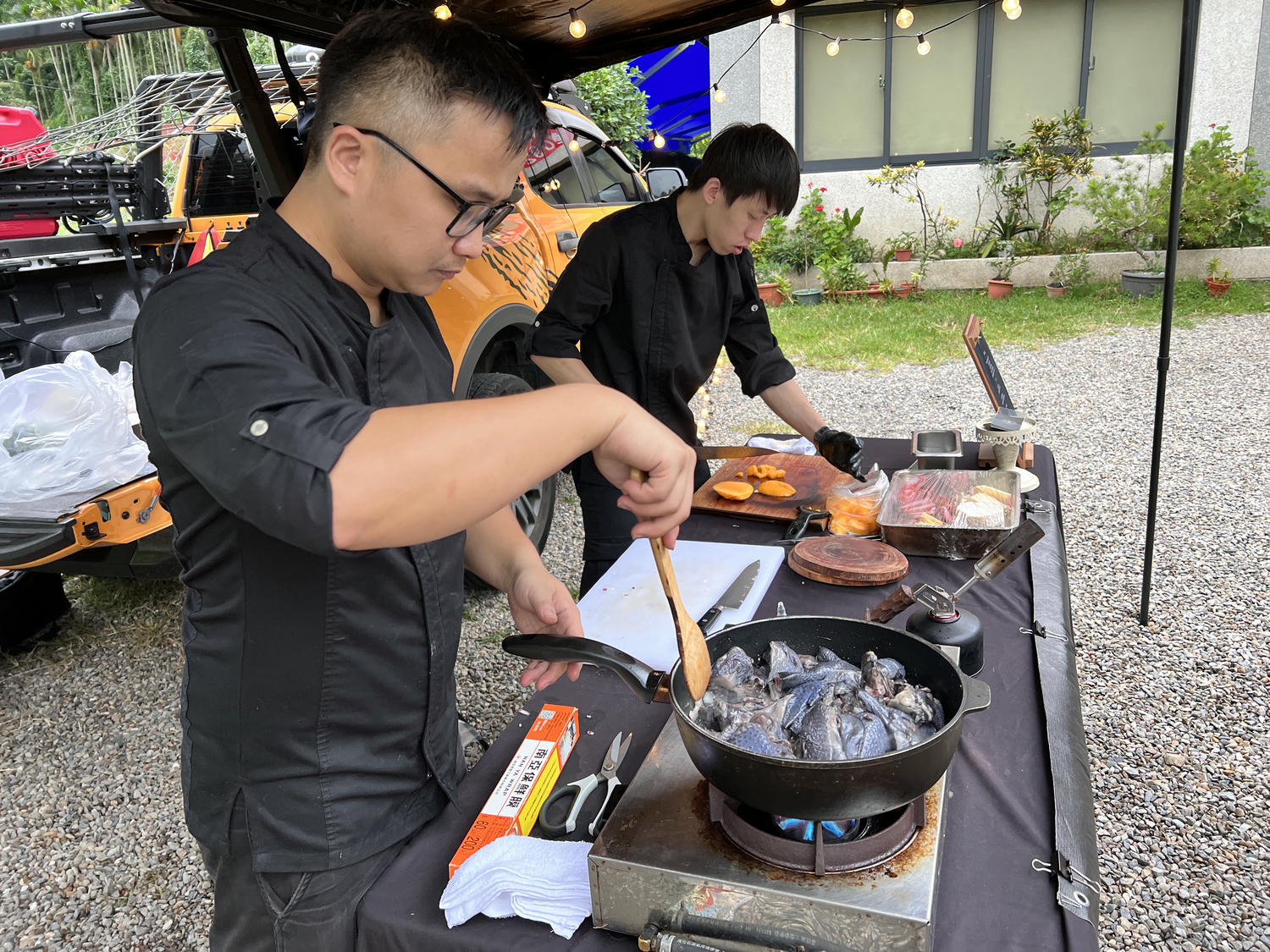 【饗野】台灣最強戶外私廚餐車推薦,客製化高質感創意料理,全省皆可配合的露營私廚與民宿外燴服務,私廚界的天花板! - 第20張圖 【饗野】台灣最強戶外私廚餐車推薦,客製化高質感創意料理,全省皆可配合的露營私廚與民宿外燴服務,私廚界的天花板!