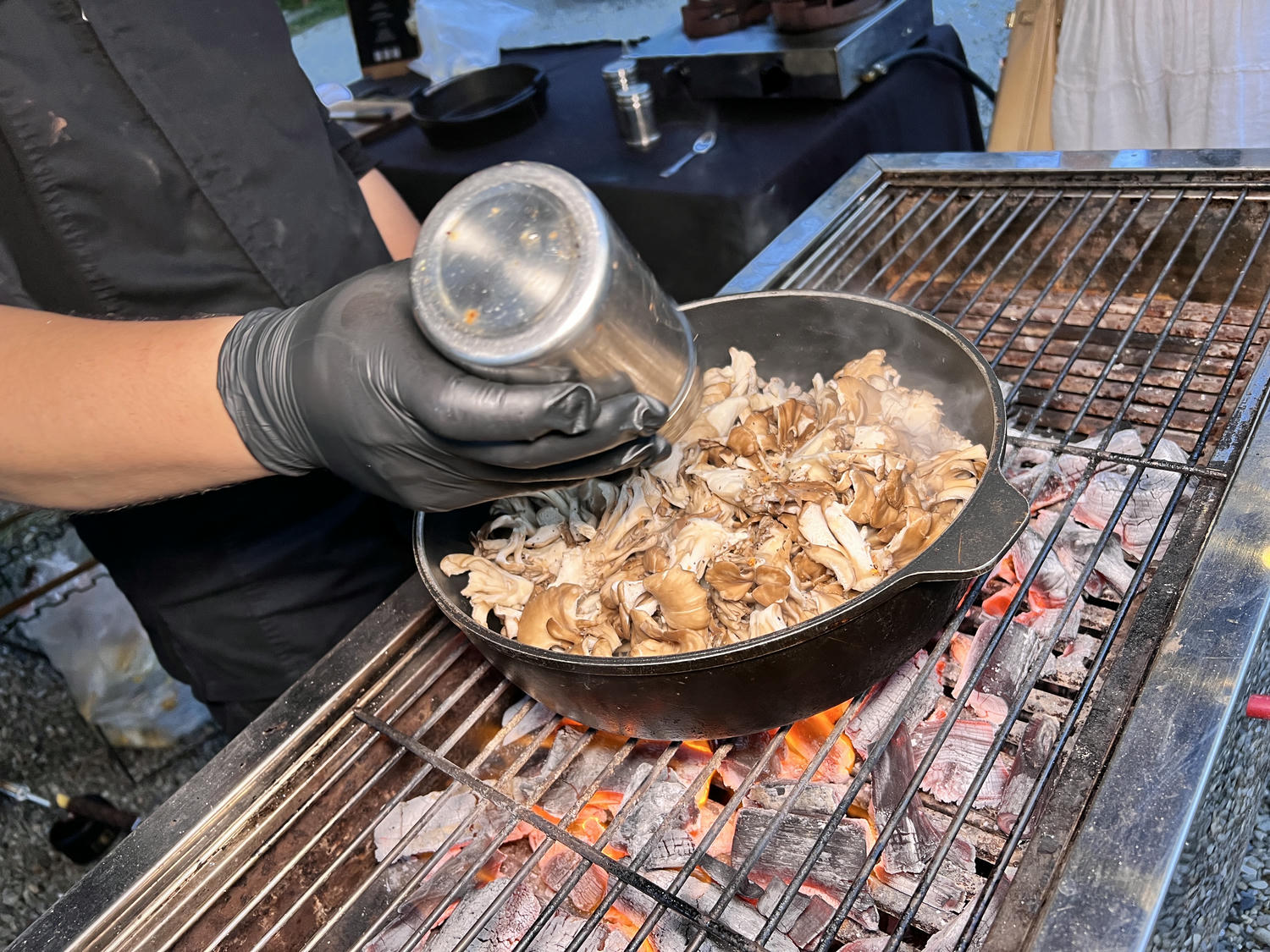 【饗野】台灣最強戶外私廚餐車推薦,客製化高質感創意料理,全省皆可配合的露營私廚與民宿外燴服務,私廚界的天花板! - 第23張圖 【饗野】台灣最強戶外私廚餐車推薦,客製化高質感創意料理,全省皆可配合的露營私廚與民宿外燴服務,私廚界的天花板!