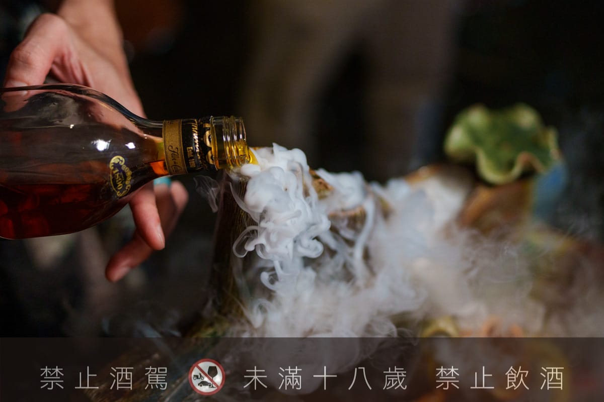 【無心戒酒互助會-武昌分會】台北西門人氣酒吧推薦,酒精狂徒必喝獨家特製PUNCH!台灣主題特色調酒搭配下酒菜 - 第51張圖 【無心戒酒互助會-武昌分會】台北西門人氣酒吧推薦,酒精狂徒必喝獨家特製PUNCH!台灣主題特色調酒搭配下酒菜