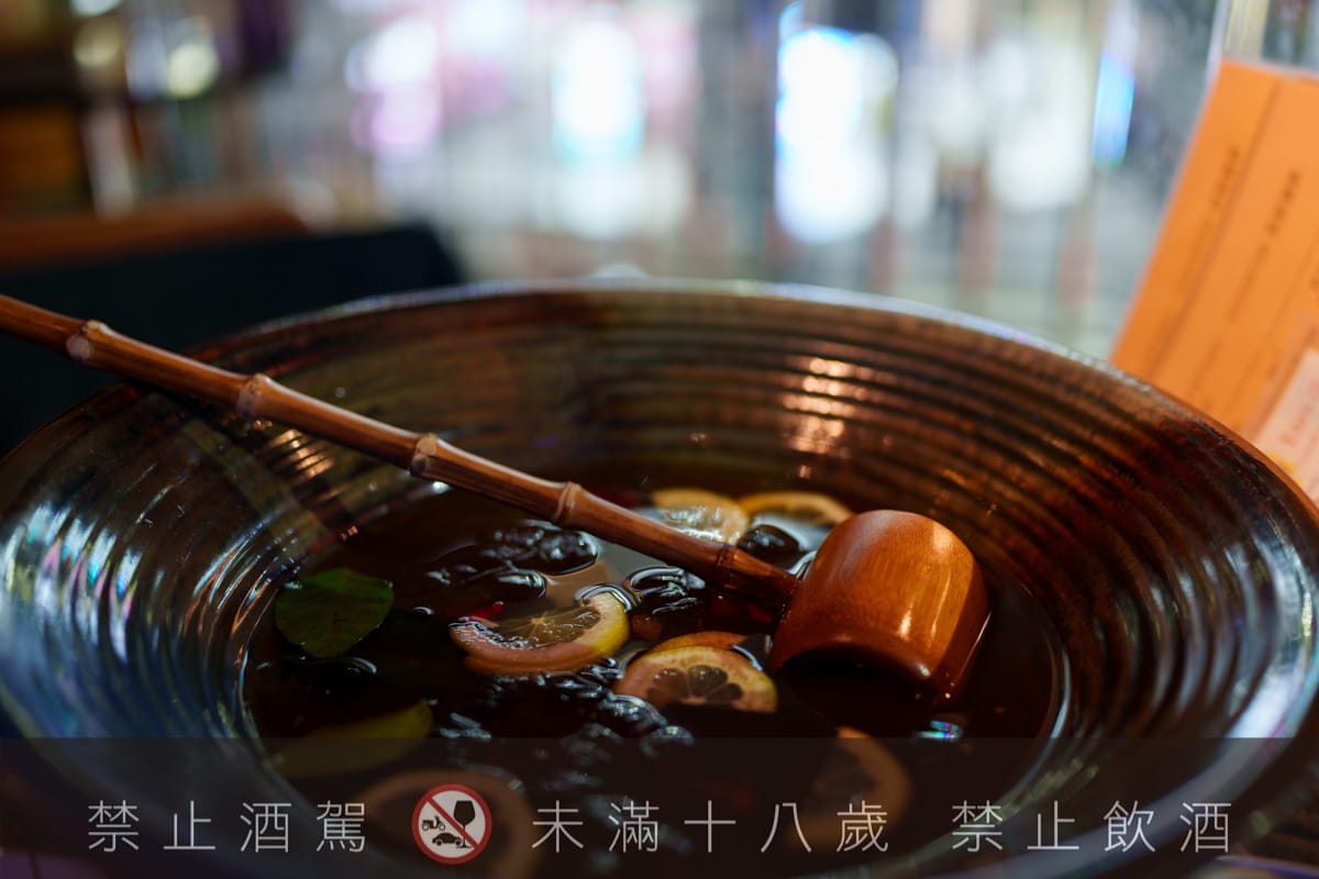 【無心戒酒互助會-武昌分會】台北西門人氣酒吧推薦,酒精狂徒必喝獨家特製PUNCH!台灣主題特色調酒搭配下酒菜 - 第56張圖 【無心戒酒互助會-武昌分會】台北西門人氣酒吧推薦,酒精狂徒必喝獨家特製PUNCH!台灣主題特色調酒搭配下酒菜
