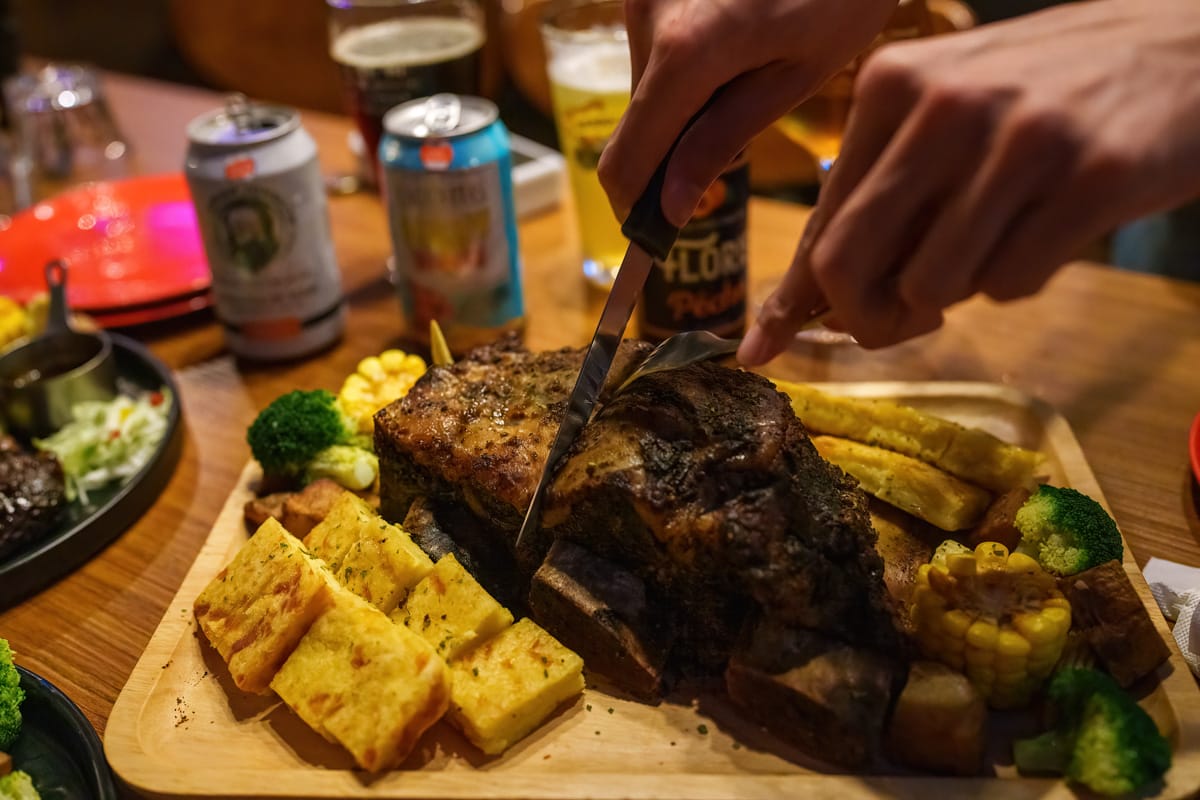 【ABV 加勒比海餐酒館】台北東區特色餐酒館推薦，人氣必吃中南美洲烤肉，正宗加勒比海美食饗宴！台北東區聚會餐廳新地標