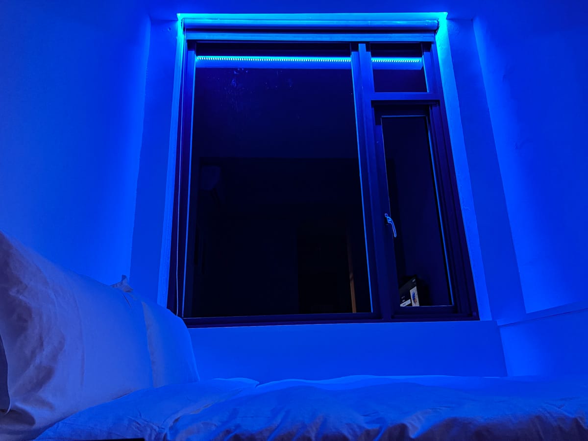 【M Bar House】九份唯一酒吧民宿推薦,在床上欣賞藍天白雲的夢幻奢侈待遇,復古懷舊工地風格的質感裝潢,出門上樓直接到酒吧! - 第22張圖 【M Bar House】九份唯一酒吧民宿推薦,在床上欣賞藍天白雲的夢幻奢侈待遇,復古懷舊工地風格的質感裝潢,出門上樓直接到酒吧!