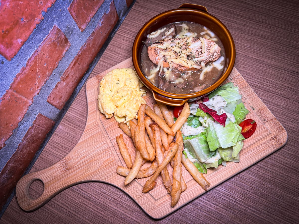 【ABV 地中海餐酒館 台北創始店】台北超高CP值早午餐推薦,319元享受地中海早午餐美味饗宴,打造台北人氣破表的聚會餐廳! - 第37張圖 【ABV 地中海餐酒館 台北創始店】台北超高CP值早午餐推薦,319元享受地中海早午餐美味饗宴,打造台北人氣破表的聚會餐廳!