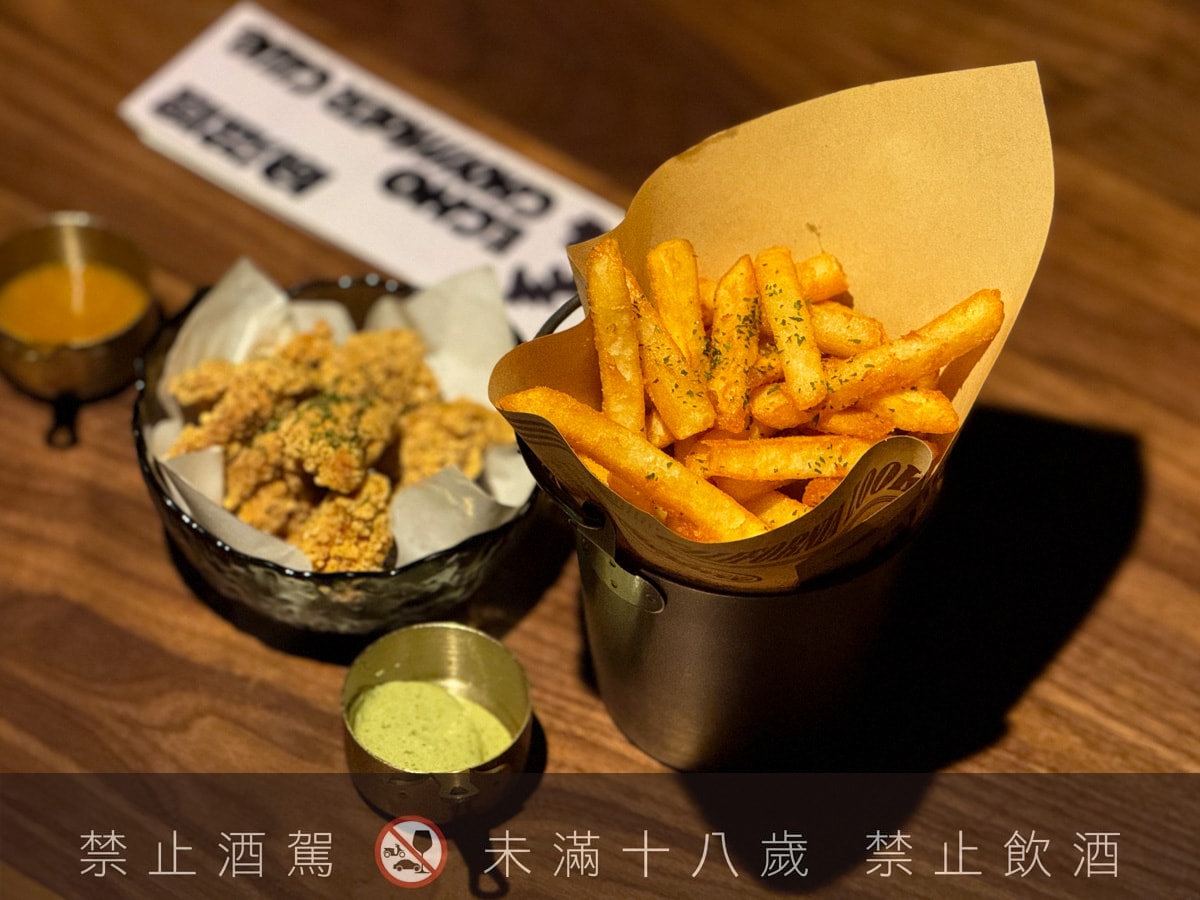 【無心戒酒互助會-同溫層俱樂部】台北西門最熱門餐酒館推薦，特色必點Bucket桶調酒、同溫層特調，西門包場聚會餐廳首選！
