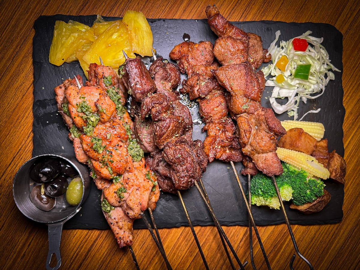 【ABV 加勒比海餐酒館】台北東區特色餐酒館推薦，人氣必吃中南美洲烤肉，正宗加勒比海美食饗宴！台北東區聚會餐廳新地標
