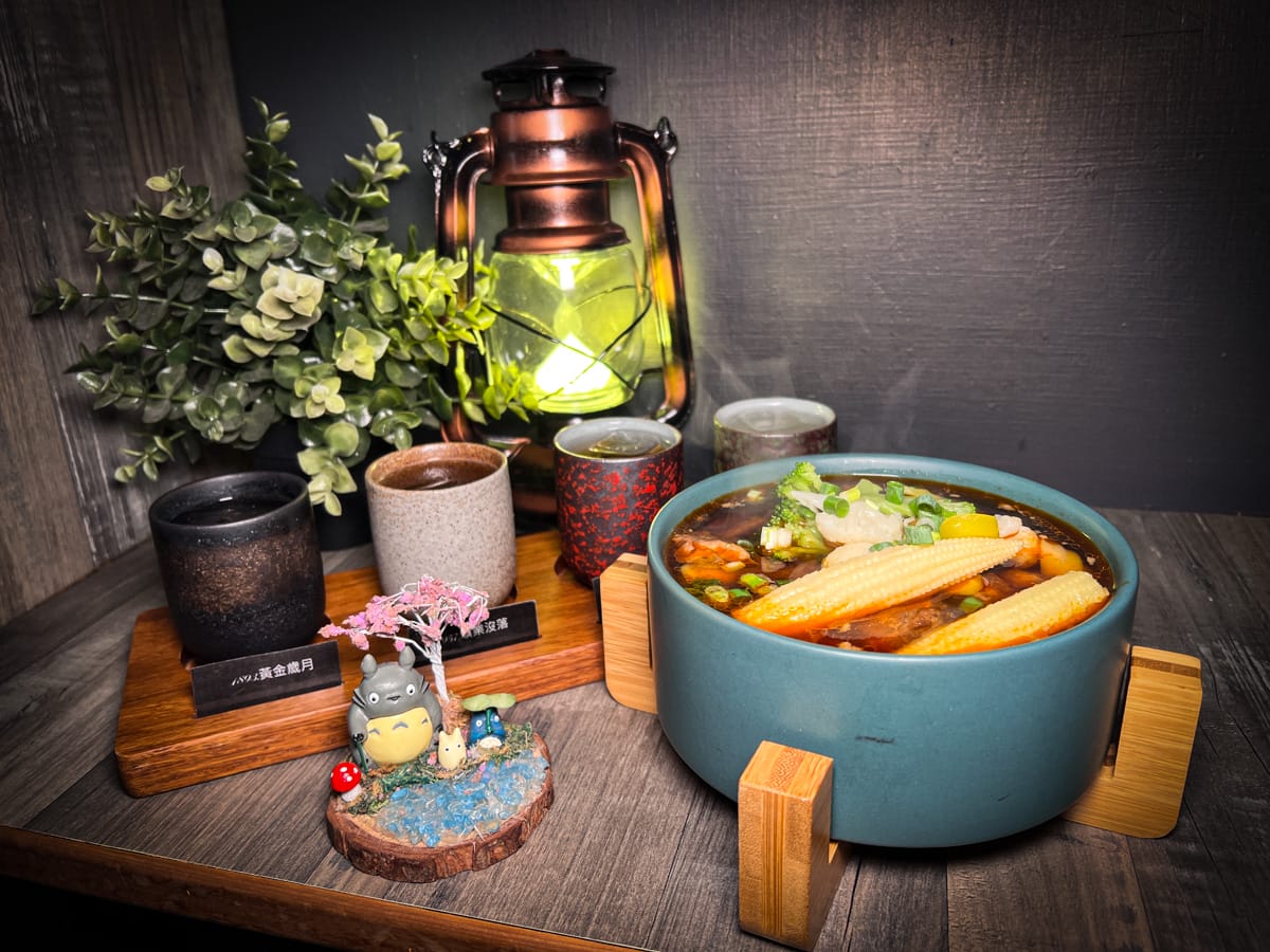 【逸茶酒室】九份景觀酒吧推薦,特色必點原創台灣茶調酒,從早開到晚的九份人氣聚會餐廳! - 第16張圖 【逸茶酒室】九份景觀酒吧推薦,特色必點原創台灣茶調酒,從早開到晚的九份人氣聚會餐廳!