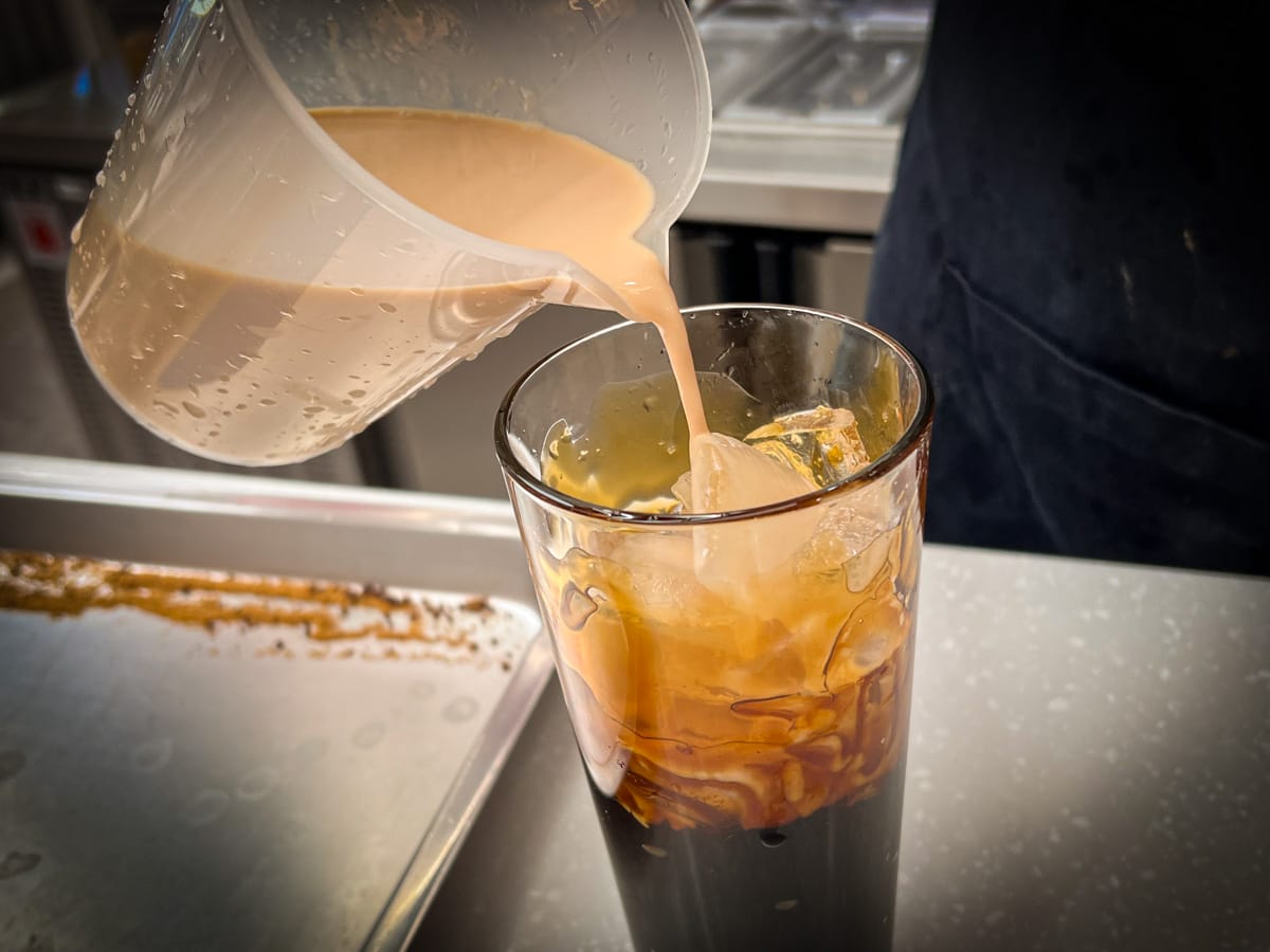 【幸福搖搖】西門町必喝的人氣珍珠奶茶!全台首創飲料自助加料!台灣旅遊首選排隊珍珠奶茶網紅名店 - 第19張圖 【幸福搖搖】西門町必喝的人氣珍珠奶茶!全台首創飲料自助加料!台灣旅遊首選排隊珍珠奶茶網紅名店
