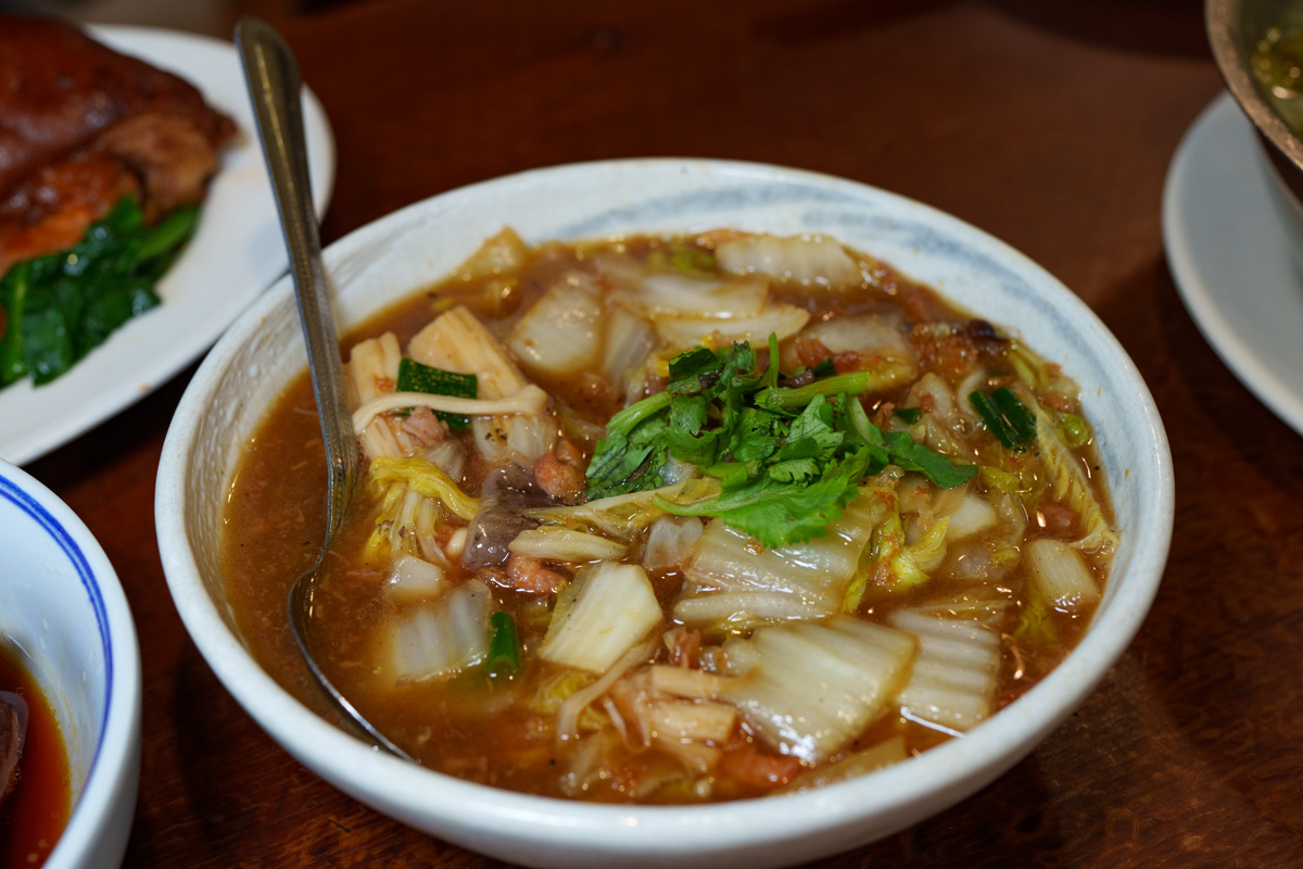 【喫飯食堂】台北永康街美食推薦,座無虛席的台式料理排隊名店!小團體也能聚餐的老字號台菜餐廳 - 第34張圖 【喫飯食堂】台北永康街美食推薦,座無虛席的台式料理排隊名店!小團體也能聚餐的老字號台菜餐廳
