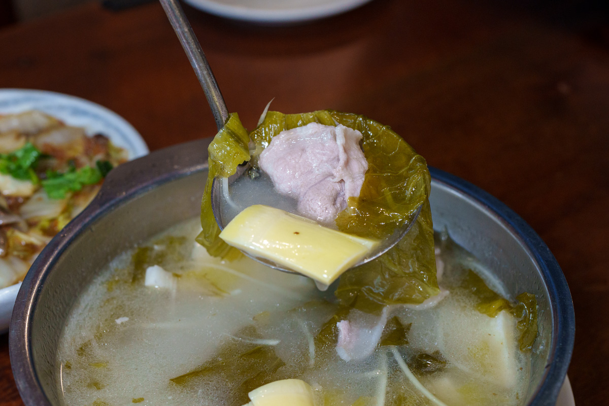 【喫飯食堂】台北永康街美食推薦,座無虛席的台式料理排隊名店!小團體也能聚餐的老字號台菜餐廳 - 第39張圖 【喫飯食堂】台北永康街美食推薦,座無虛席的台式料理排隊名店!小團體也能聚餐的老字號台菜餐廳