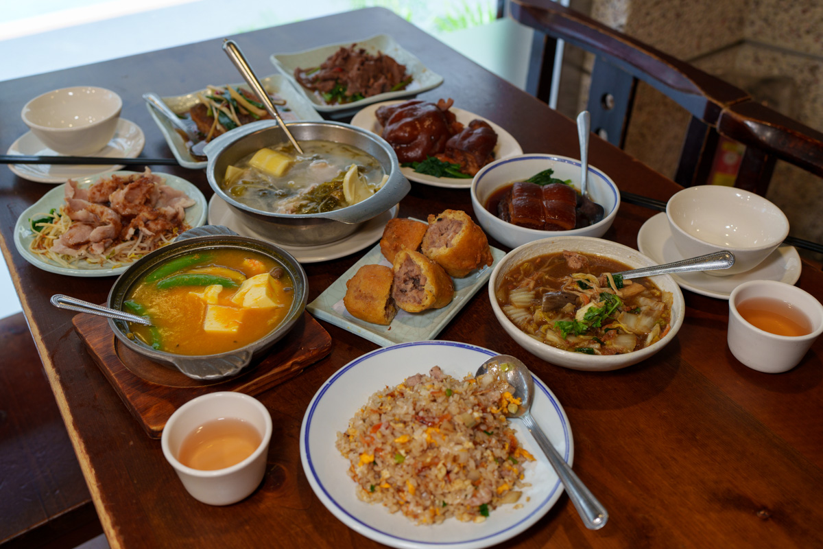 【喫飯食堂】台北永康街美食推薦,座無虛席的台式料理排隊名店!小團體也能聚餐的老字號台菜餐廳 - 第17張圖 【喫飯食堂】台北永康街美食推薦,座無虛席的台式料理排隊名店!小團體也能聚餐的老字號台菜餐廳