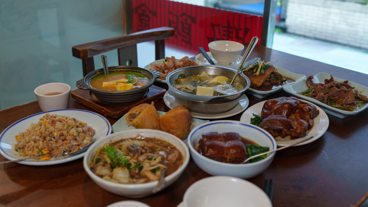 【喫飯食堂】台北永康街美食推薦,座無虛席的台式料理排隊名店!小團體也能聚餐的老字號台菜餐廳 - 第18張圖 【喫飯食堂】台北永康街美食推薦,座無虛席的台式料理排隊名店!小團體也能聚餐的老字號台菜餐廳