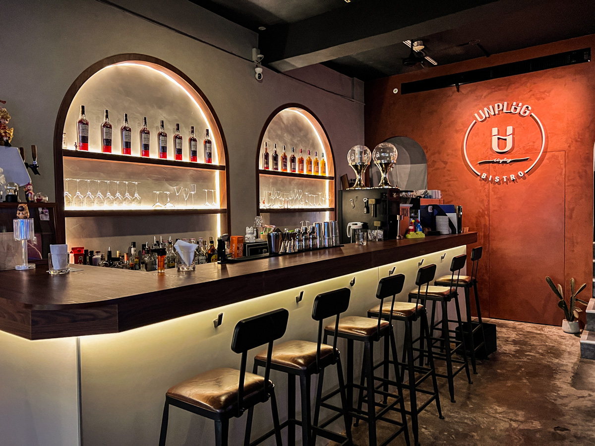 【艾睏餐酒館】台中逢甲最好吃的質感餐酒館推薦,50多種特色料理內建隱藏菜單!創意調酒不定期更新 - 第5張圖 【艾睏餐酒館】台中逢甲最好吃的質感餐酒館推薦,50多種特色料理內建隱藏菜單!創意調酒不定期更新