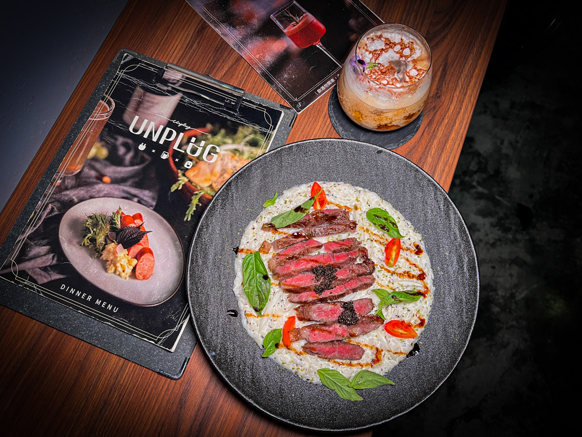 【艾睏餐酒館】台中逢甲最好吃的質感餐酒館推薦,50多種特色料理內建隱藏菜單!創意調酒不定期更新 - 第27張圖 【艾睏餐酒館】台中逢甲最好吃的質感餐酒館推薦,50多種特色料理內建隱藏菜單!創意調酒不定期更新