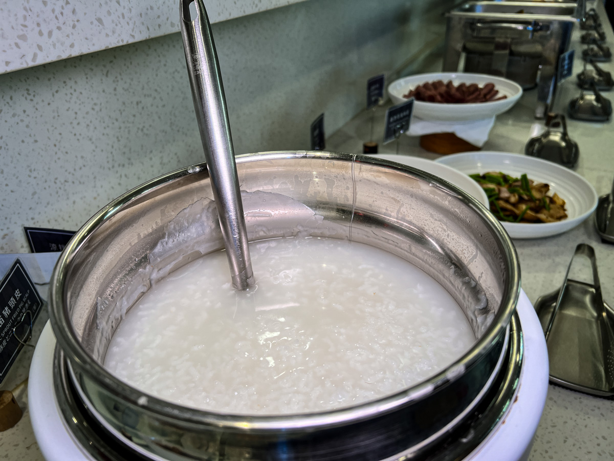 【碧根逢甲酒店】台中逢甲質感飯店住宿推薦,附中西自助式早餐Buffet,多種房型的唯美白派風格建築設計! - 第58張圖 【碧根逢甲酒店】台中逢甲質感飯店住宿推薦,附中西自助式早餐Buffet,多種房型的唯美白派風格建築設計!