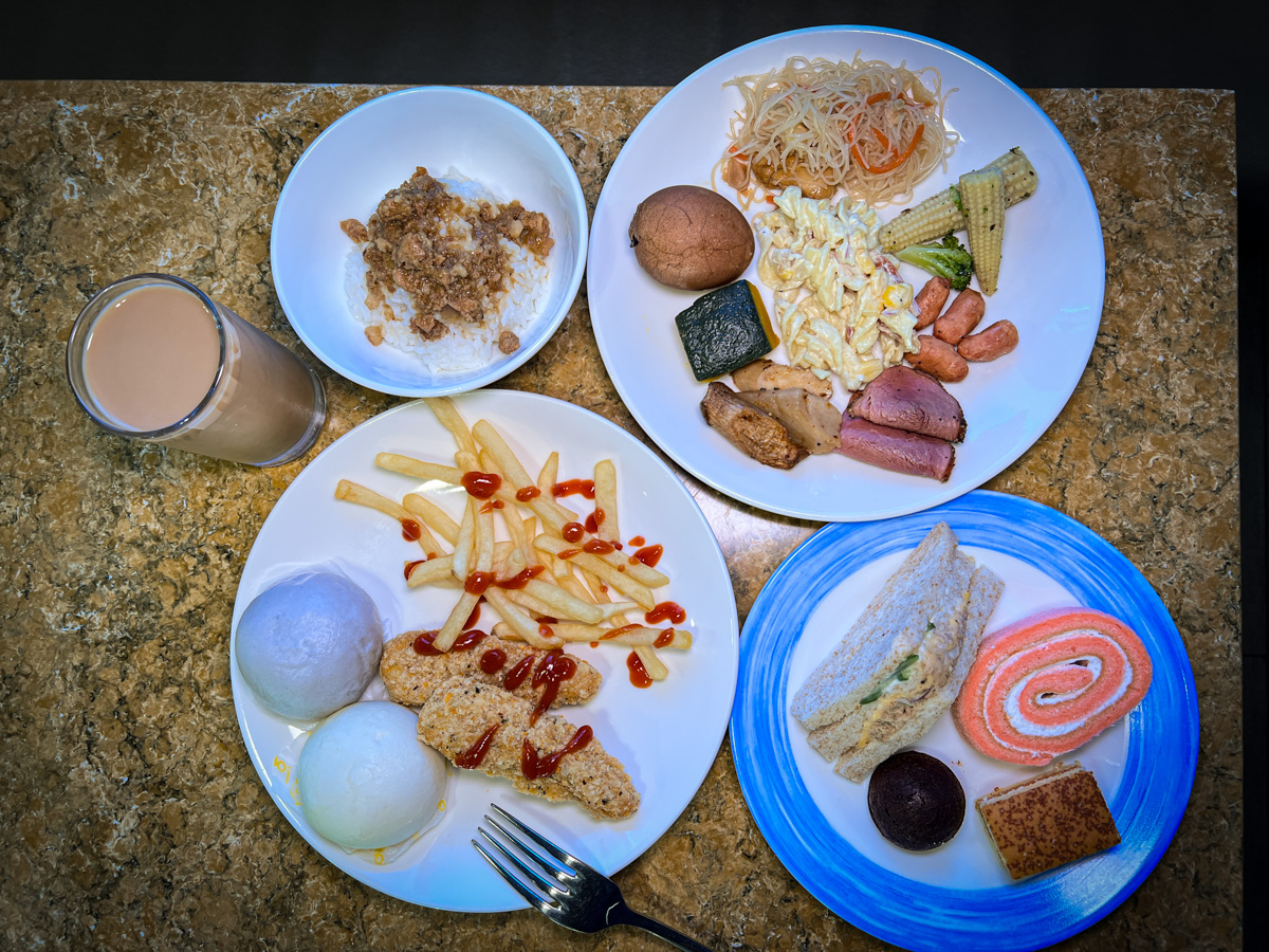 【碧根逢甲酒店】台中逢甲質感飯店住宿推薦,附中西自助式早餐Buffet,多種房型的唯美白派風格建築設計! - 第79張圖 【碧根逢甲酒店】台中逢甲質感飯店住宿推薦,附中西自助式早餐Buffet,多種房型的唯美白派風格建築設計!