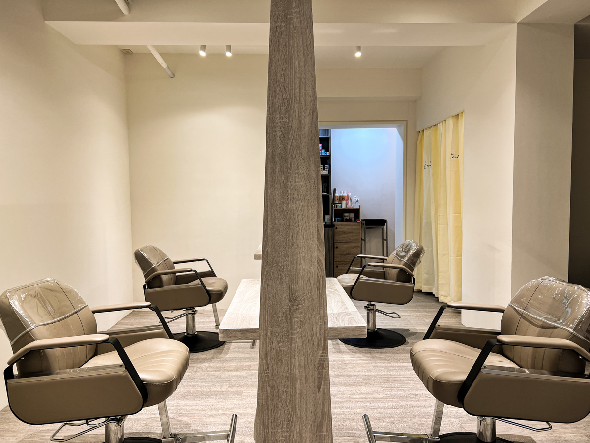 【MOVE Salon】板橋染燙髮推薦,頂級剪燙染護的專業髮廊!板橋巷廊裡最得你心的髮廊,最高品質美髮體驗 - 第8張圖 【MOVE Salon】板橋染燙髮推薦,頂級剪燙染護的專業髮廊!板橋巷廊裡最得你心的髮廊,最高品質美髮體驗