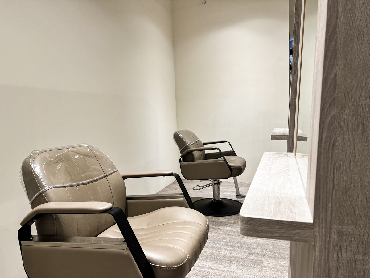 【MOVE Salon】板橋染燙髮推薦,頂級剪燙染護的專業髮廊!板橋巷廊裡最得你心的髮廊,最高品質美髮體驗 - 第12張圖 【MOVE Salon】板橋染燙髮推薦,頂級剪燙染護的專業髮廊!板橋巷廊裡最得你心的髮廊,最高品質美髮體驗