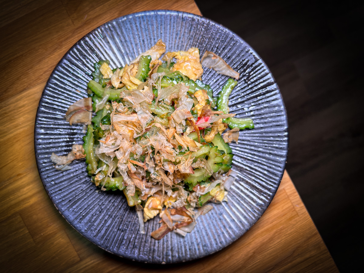 【邁燜 Mine Men】新竹竹北平價居酒屋美食推薦，精緻串燒烤物與特色創意料理，餐點份量竟然比北部多一倍！