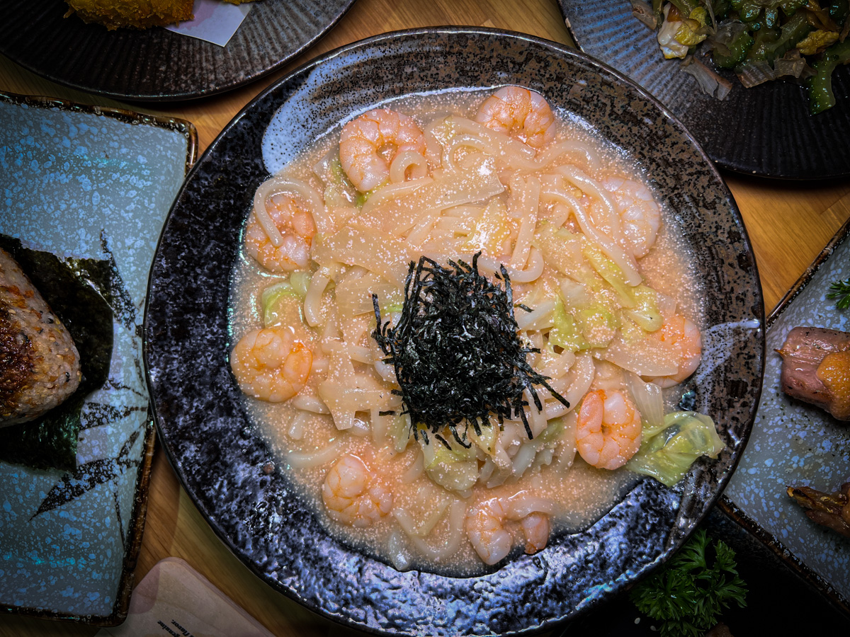 【邁燜 Mine Men】新竹竹北平價居酒屋美食推薦，精緻串燒烤物與特色創意料理，餐點份量竟然比北部多一倍！
