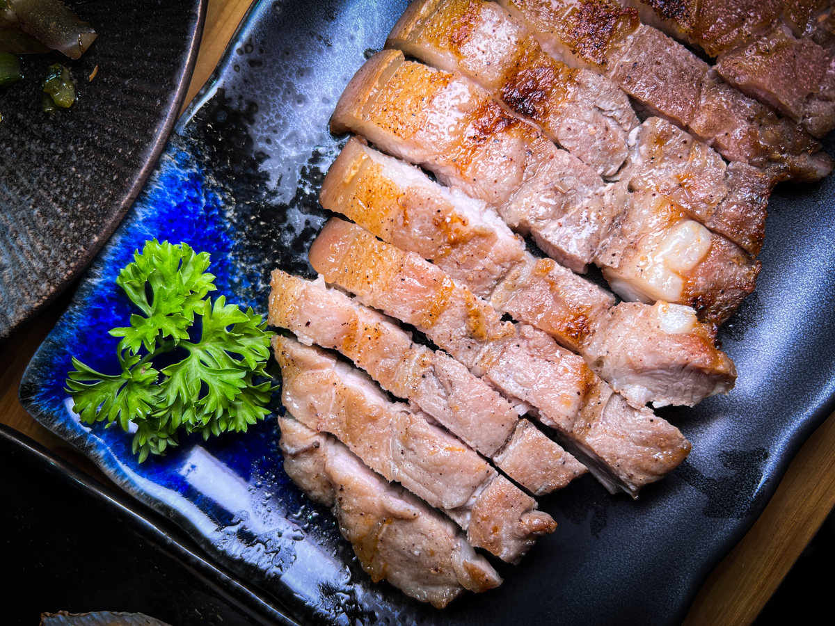 【邁燜 Mine Men】新竹竹北平價居酒屋美食推薦，精緻串燒烤物與特色創意料理，餐點份量竟然比北部多一倍！
