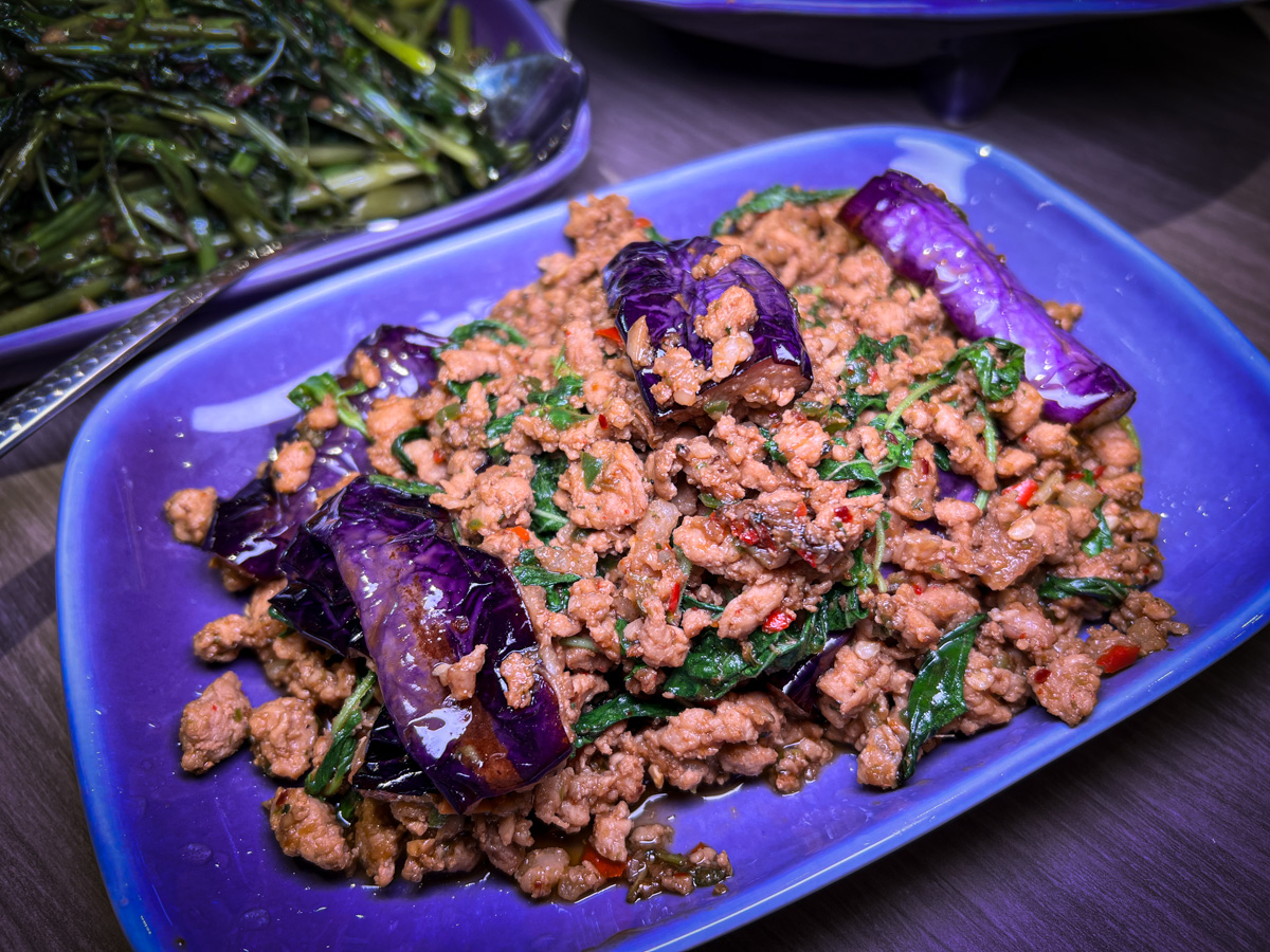 【NARA Thai Cuisine】桃園華泰名品城美食推薦，正宗道地泰國料理美食饗宴，連續三年榮獲米其林推薦泰國餐廳！