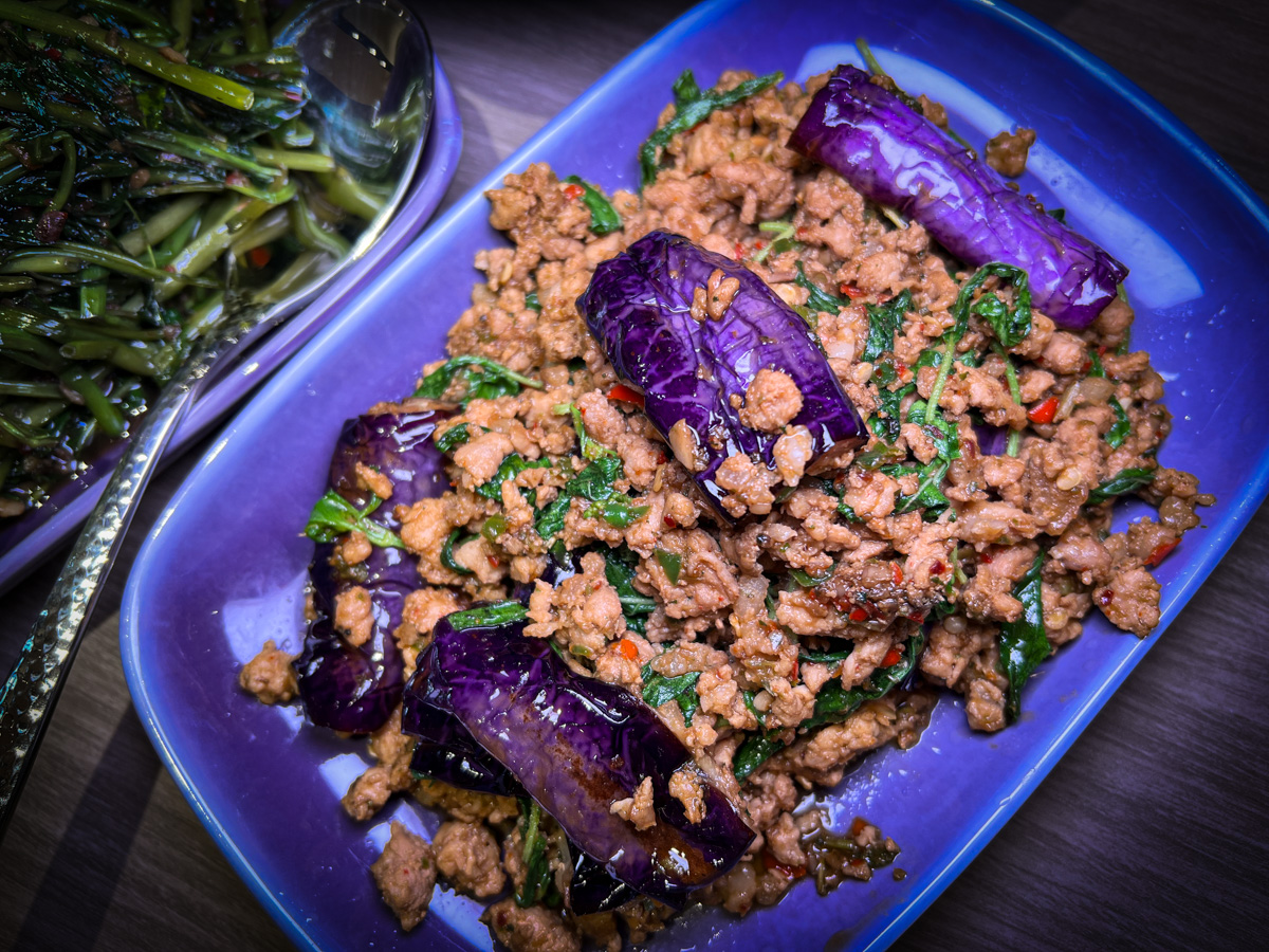 【NARA Thai Cuisine】桃園華泰名品城美食推薦，正宗道地泰國料理美食饗宴，連續三年榮獲米其林推薦泰國餐廳！