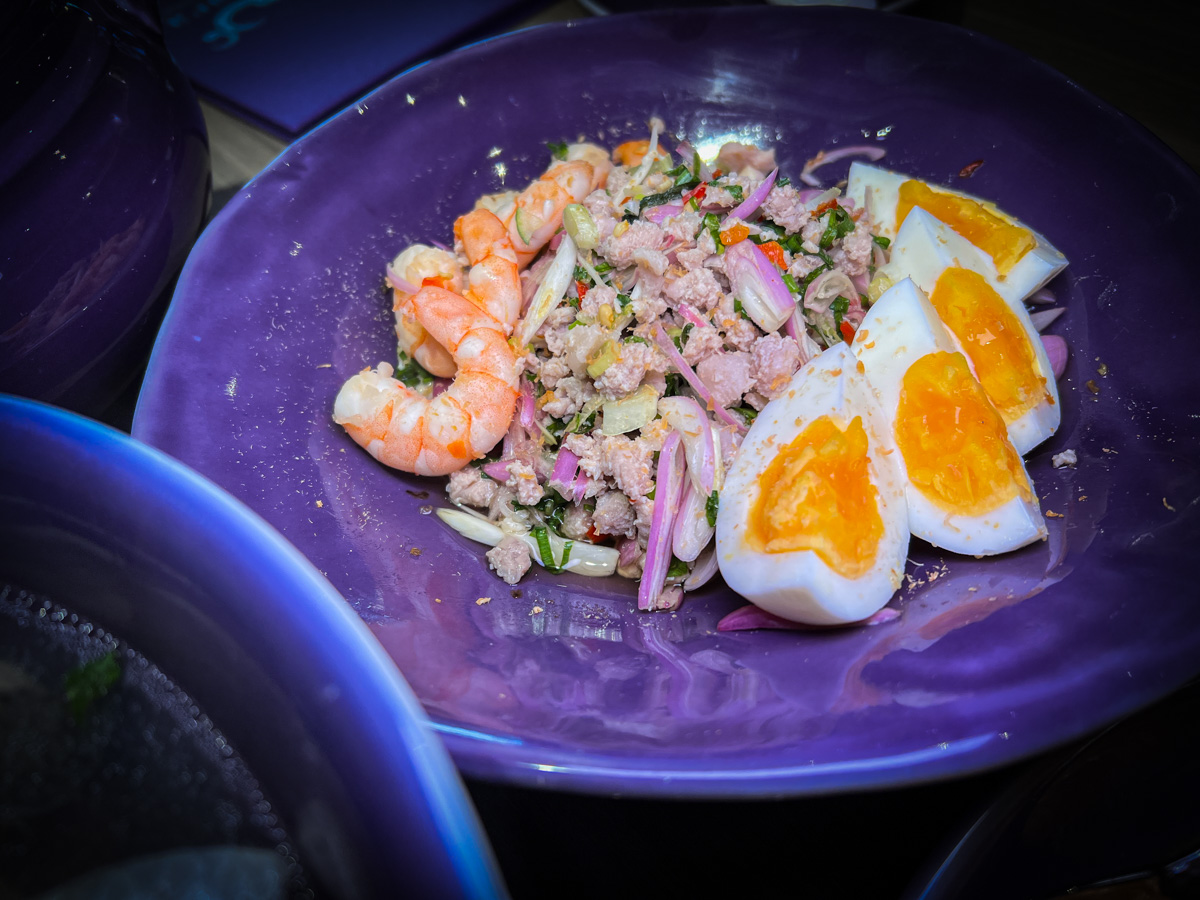 【NARA Thai Cuisine】桃園華泰名品城美食推薦，正宗道地泰國料理美食饗宴，連續三年榮獲米其林推薦泰國餐廳！