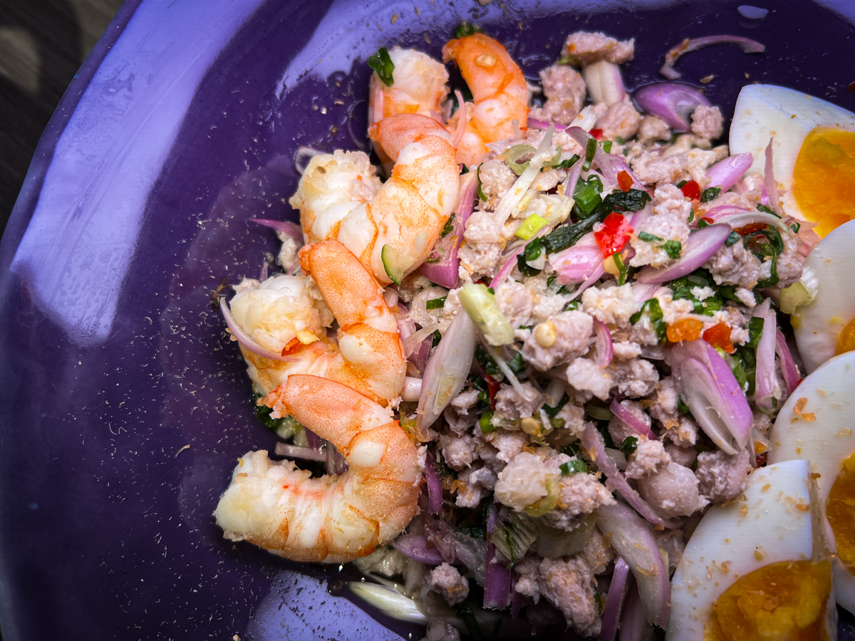 【NARA Thai Cuisine】桃園華泰名品城美食推薦，正宗道地泰國料理美食饗宴，連續三年榮獲米其林推薦泰國餐廳！