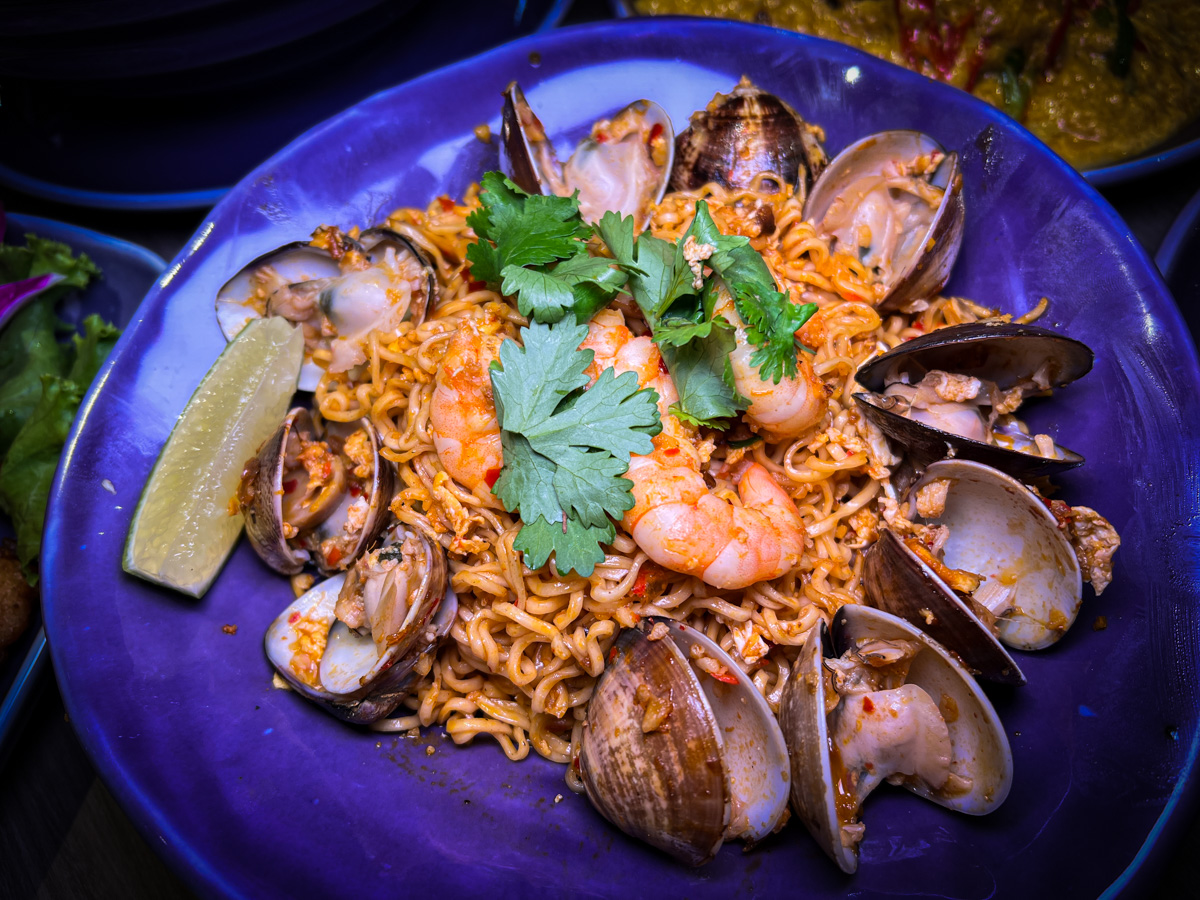 【NARA Thai Cuisine】桃園華泰名品城美食推薦，正宗道地泰國料理美食饗宴，連續三年榮獲米其林推薦泰國餐廳！
