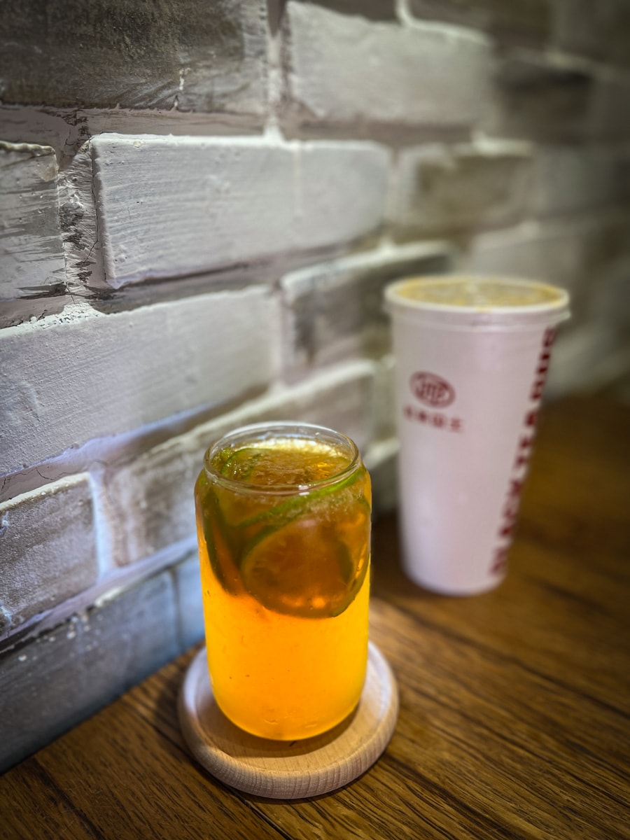 【紅茶巴士】新北土城質感飲料店推薦，新式紅茶冰25元起，每日現煮現泡！嚴選紅茶葉獨家比例調配