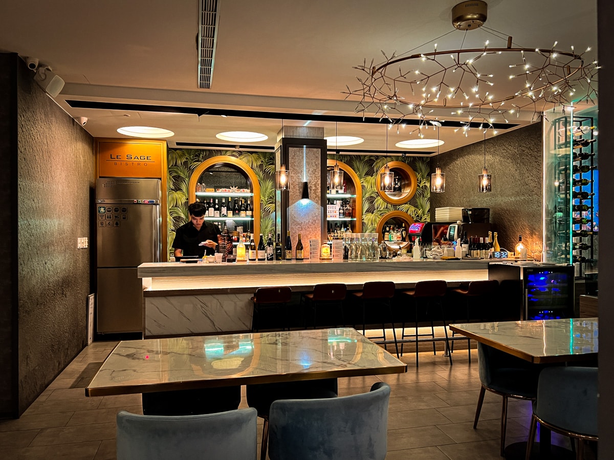 【茱莉金牛排餐酒館 Le Sage】台北大安區特色餐酒館推薦,人氣必吃高品質鮮切牛排,台北最適合慶生的質感網美餐廳 - 第4張圖 【茱莉金牛排餐酒館 Le Sage】台北大安區特色餐酒館推薦,人氣必吃高品質鮮切牛排,台北最適合慶生的質感網美餐廳