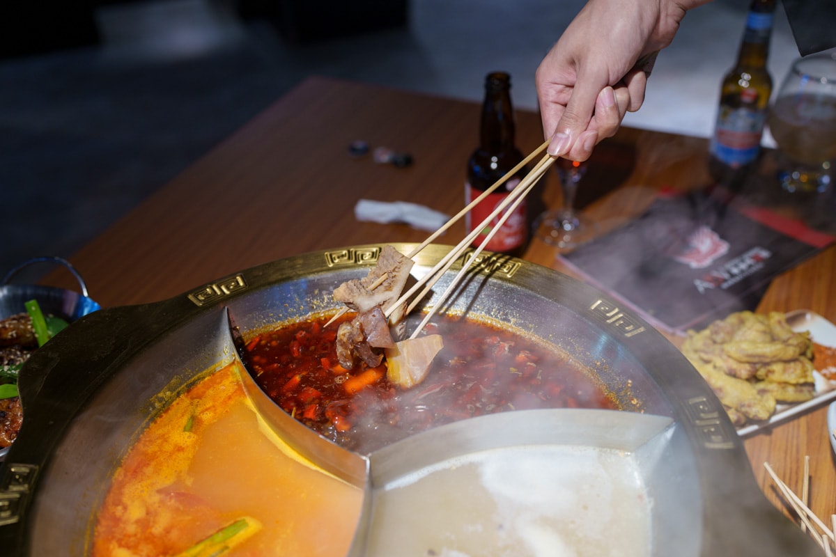 【ABV 串串啤酒館】台北西門評分最高火鍋推薦,多種串串15元起,必吃經典重慶江湖菜,開到凌晨3點的西門宵夜首選 - 第42張圖 【ABV 串串啤酒館】台北西門評分最高火鍋推薦,多種串串15元起,必吃經典重慶江湖菜,開到凌晨3點的西門宵夜首選