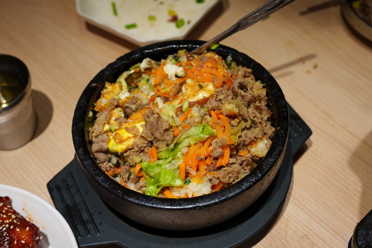 【馬柒韓式料理】中壢韓式料理美食推薦,特色必吃道地銅盤烤肉、韓式炸雞,內用韓式小菜及麥菜無限吃到飽! - 第24張圖 【馬柒韓式料理】中壢韓式料理美食推薦,特色必吃道地銅盤烤肉、韓式炸雞,內用韓式小菜及麥菜無限吃到飽!