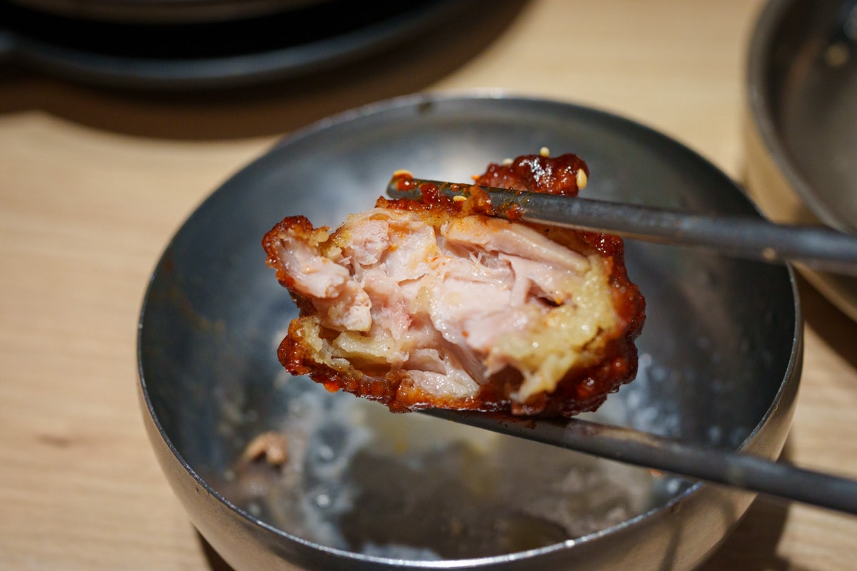 【馬柒韓式料理】中壢韓式料理美食推薦,特色必吃道地銅盤烤肉、韓式炸雞,內用韓式小菜及麥菜無限吃到飽! - 第28張圖 【馬柒韓式料理】中壢韓式料理美食推薦,特色必吃道地銅盤烤肉、韓式炸雞,內用韓式小菜及麥菜無限吃到飽!