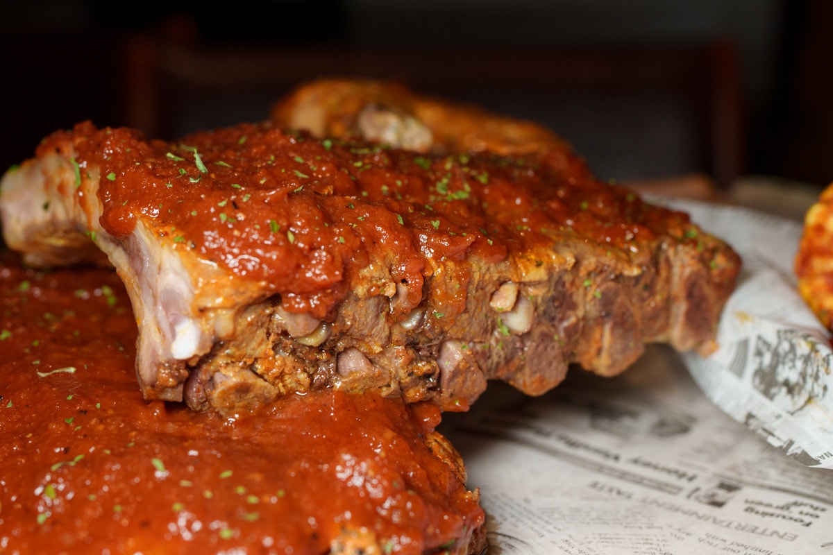 【ABV 美式餐酒館】台北東區特色餐廳推薦，美國海鮮期間限定料理！大啖東北海陸大拼盤、蟹肉及龍蝦肉漢堡