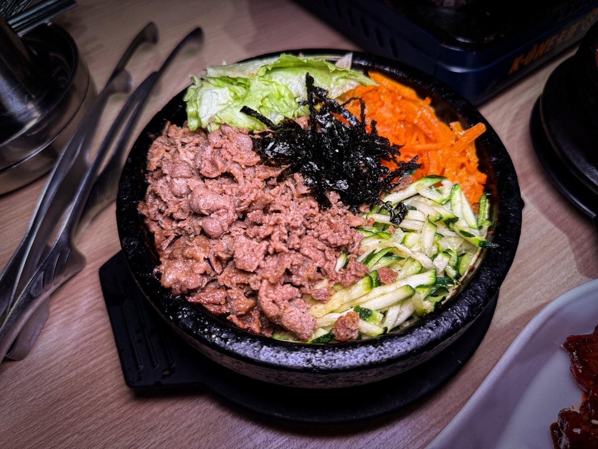 【馬柒韓式料理】中壢韓式料理美食推薦,特色必吃道地銅盤烤肉、韓式炸雞,內用韓式小菜及麥菜無限吃到飽! - 第20張圖 【馬柒韓式料理】中壢韓式料理美食推薦,特色必吃道地銅盤烤肉、韓式炸雞,內用韓式小菜及麥菜無限吃到飽!