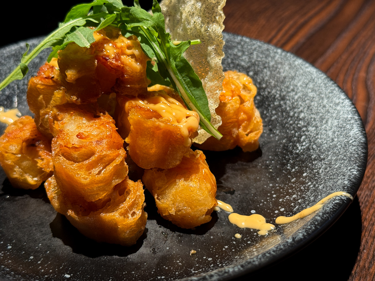 【Hoda Bistro】台北信義評分最高的平價餐酒館美食推薦，多款精緻料理與特色調酒，台北信義約會聚餐首選餐廳