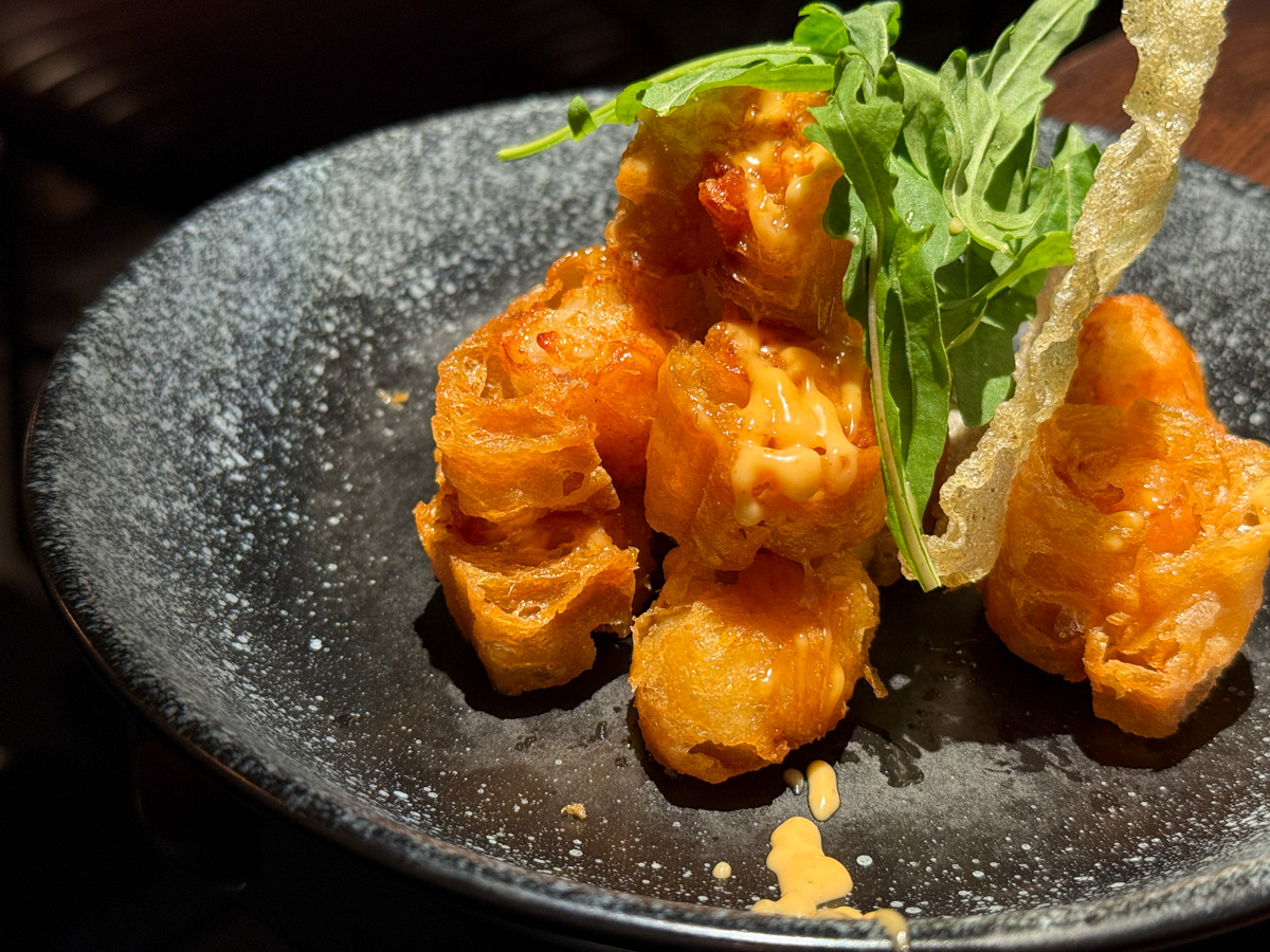 【Hoda Bistro】台北信義評分最高的平價餐酒館美食推薦，多款精緻料理與特色調酒，台北信義約會聚餐首選餐廳