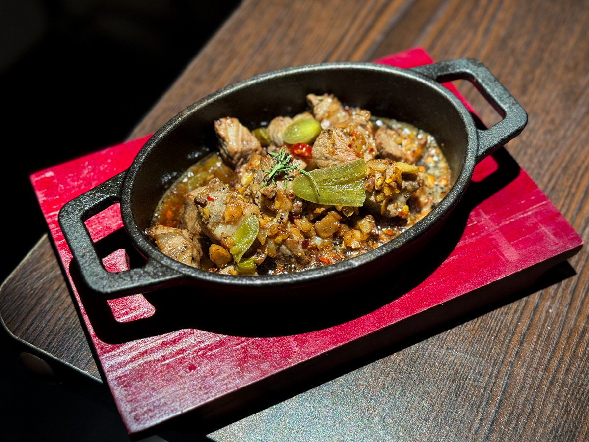 【Hoda Bistro】台北信義評分最高的平價餐酒館美食推薦，多款精緻料理與特色調酒，台北信義約會聚餐首選餐廳