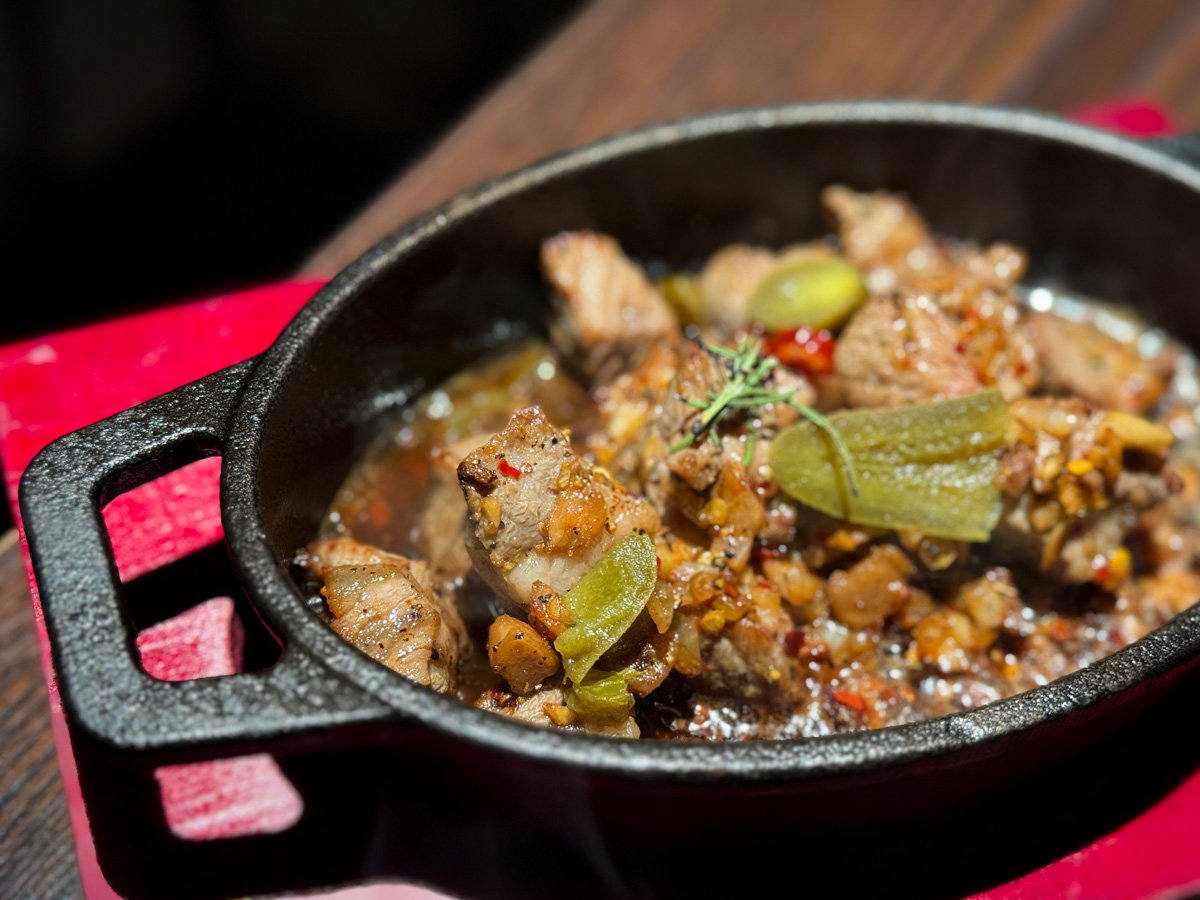 【Hoda Bistro】台北信義評分最高的平價餐酒館美食推薦，多款精緻料理與特色調酒，台北信義約會聚餐首選餐廳