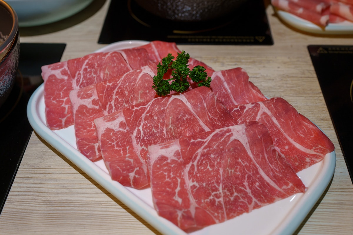 【旺鍋】板橋府中人氣火鍋推薦，超精緻單點鍋物套餐保證營養豐盛，營業到兩點的府中宵夜餐廳首選！